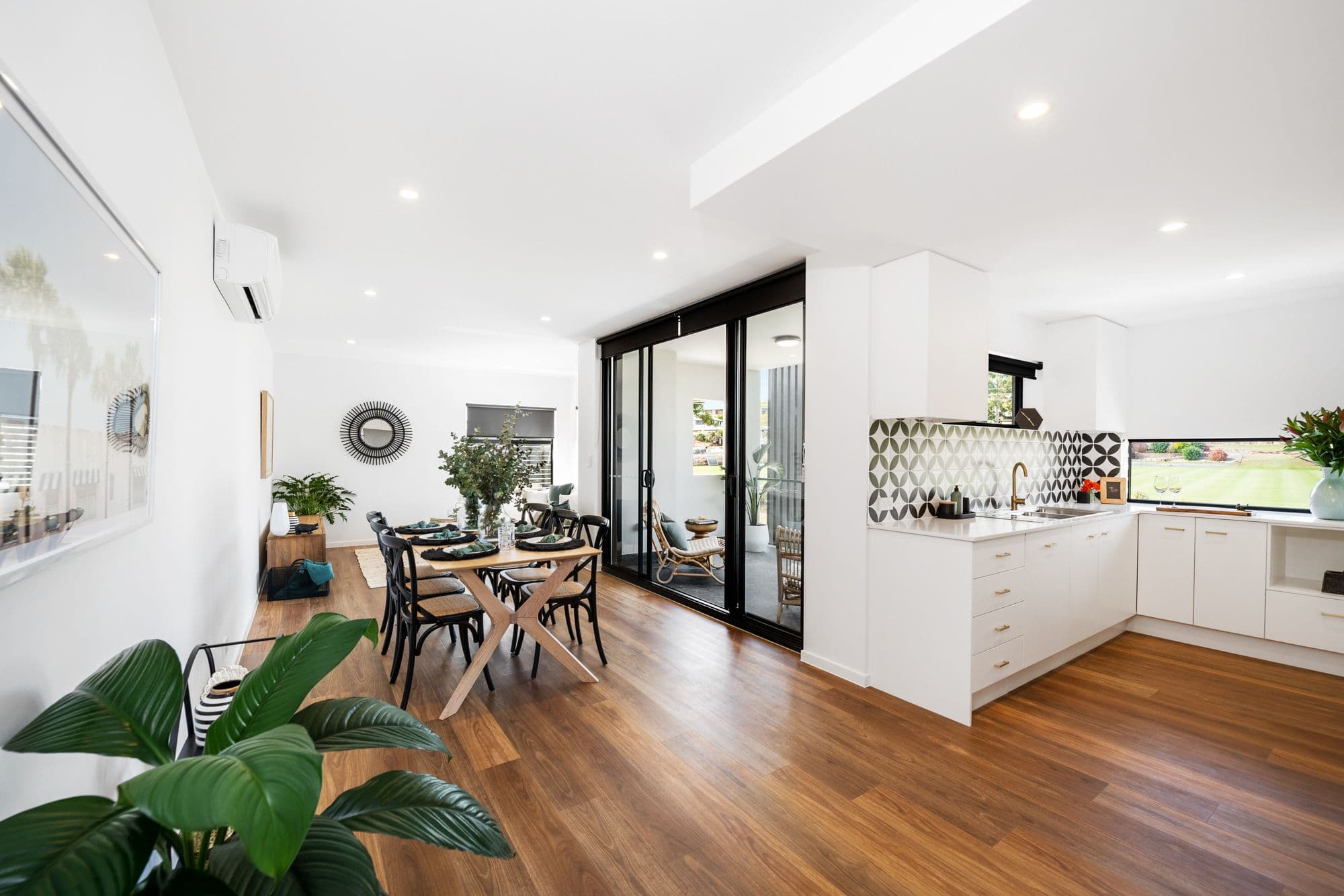 lounge-and-kitchen